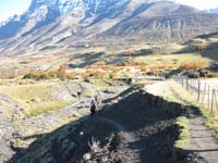 /international/Chile/2009TorresDelPaine/gallery/may1_ride/thumbnails/IMG_4232.jpg