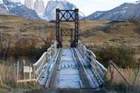 /international/Chile/2009TorresDelPaine/gallery/may2_ridefinish/thumbnails/IMG_5541.jpg