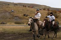/international/Chile/2009TorresDelPaine/gallery/may2_ridefinish/thumbnails/IMG_5667.jpg