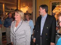 2006wec/images/USA/Aug15DinnerGallery/thumbnails/IMG_6180.jpg