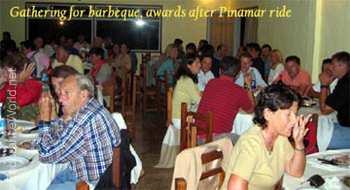 mbpinamar_dinnercrowd