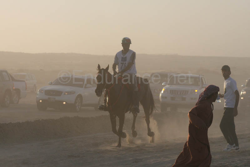 0902UAE_457