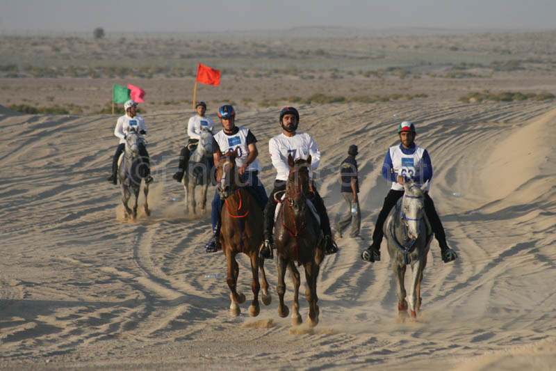 0902UAE_477