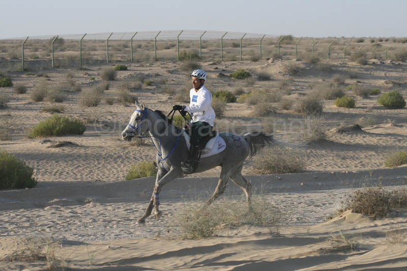 0902UAE_499