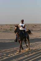0902UAE_475