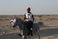 0902UAE_483