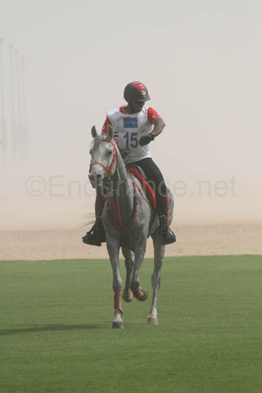 0902UAE_617