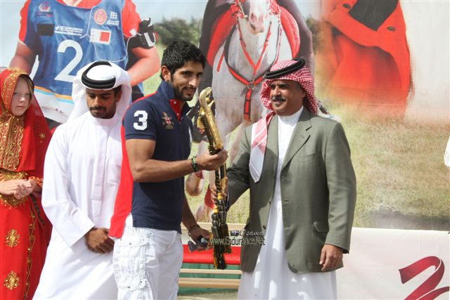 2009HMTheKingofBahra#A0061