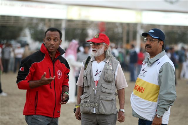 2009HMTheKingofBahra#A0089