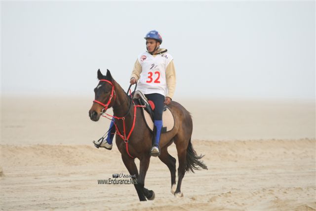 2009HMTheKingofBahra#A0109