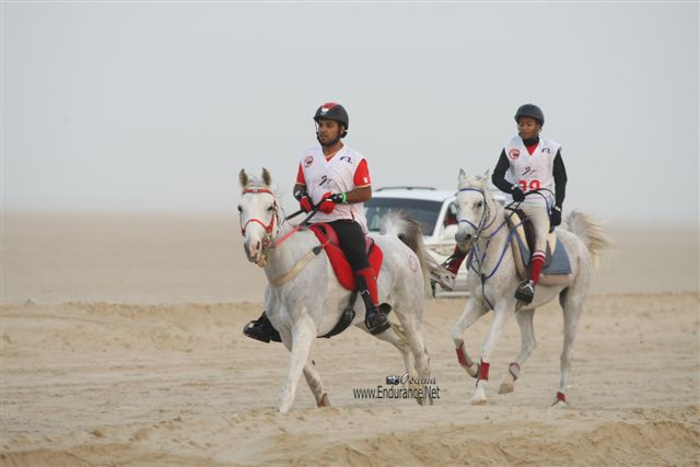 2009HMTheKingofBahra#A0116