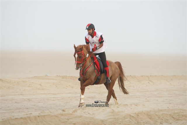2009HMTheKingofBahra#A0119
