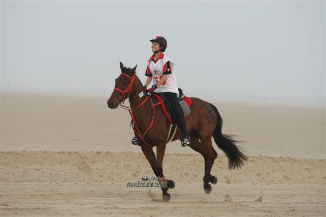 2009HMTheKingofBahra#A0122