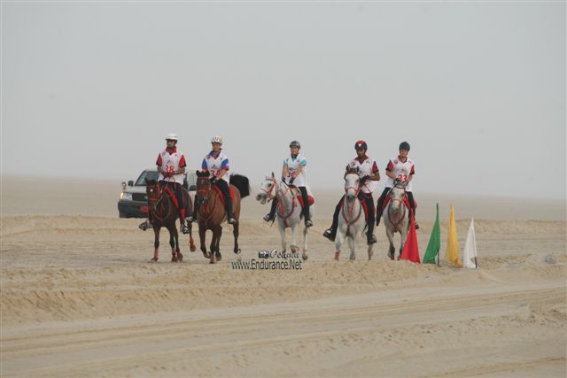 2009HMTheKingofBahra#A0125