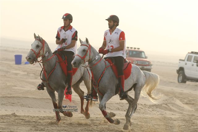 2009HMTheKingofBahra#A0137