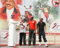 2009HMTheKingofBahra#A0057
