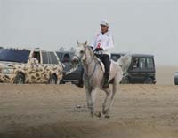 2009HMTheKingofBahra#A0111