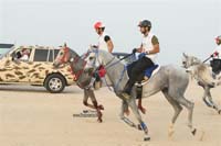 2009HMTheKingofBahra#A0131