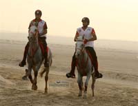 2009HMTheKingofBahra#A0136