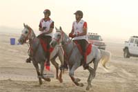 2009HMTheKingofBahra#A0137