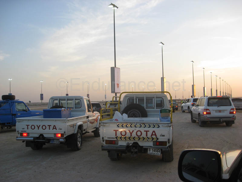 0902UAE_230