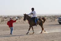 0902UAE_121