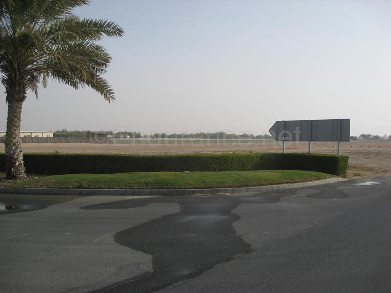 0902UAE_050