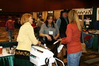 international/USA/2010AERC/gallery/03_tradeshow/thumbnails/IMG_0254.jpg