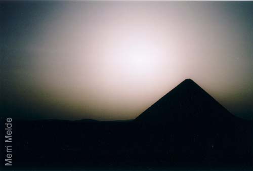 013.Red Pyramid