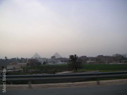 7_311_Pyramids