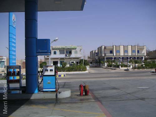 9_360_Gasstation