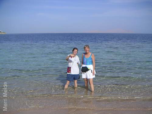 9_366_MerriTracyRedSea