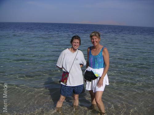 9_367_MerriTracyRedSea