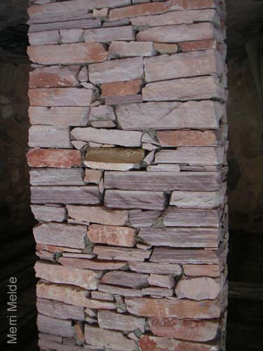 a_467_stonepillar